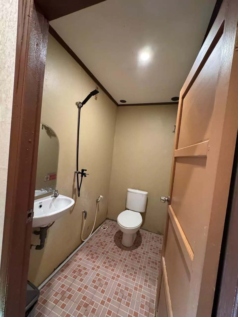 deluxe-room-c-4-68316fd1481f8 deluxe-room-c-4-68316fd1481f8