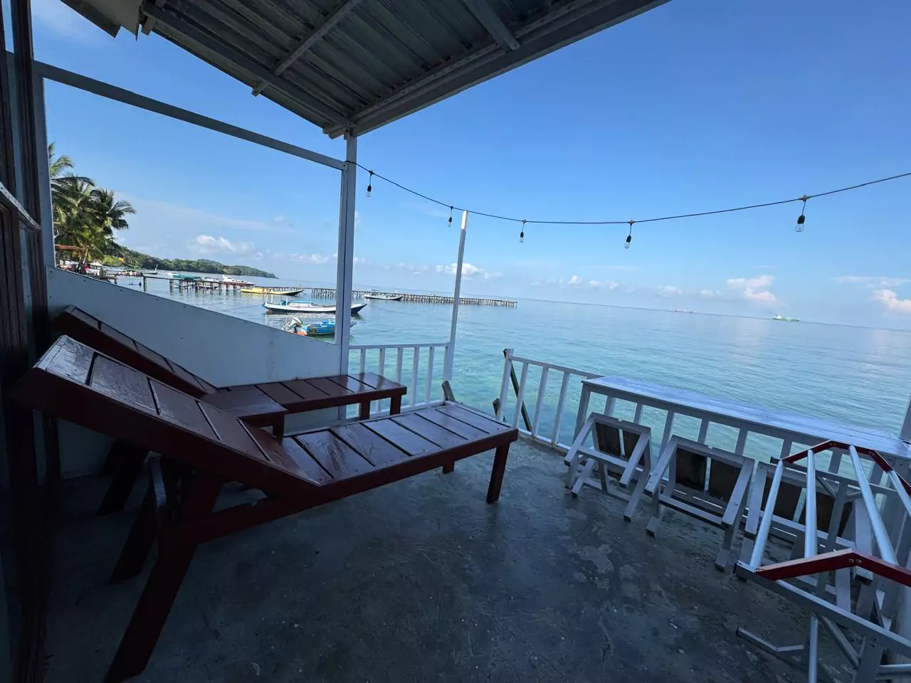 deluxe-room-c-7-68316fd6a7b89 deluxe-room-c-7-68316fd6a7b89